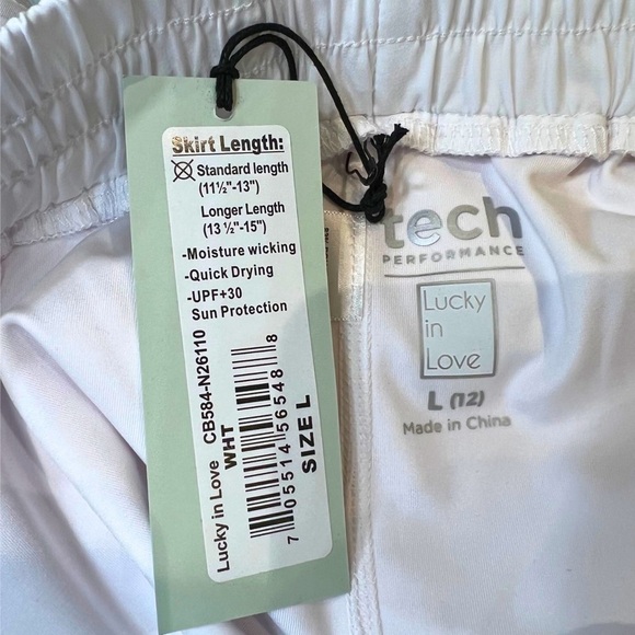 Lucky in Love White Hype Double-Layered Ruffled Shorts - Picture 4 of 12